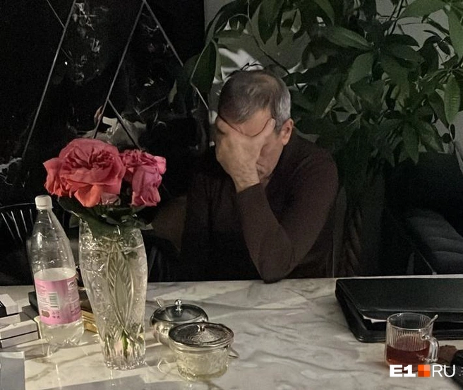 Визит силовиков застал Акоева врасплох | Источник: читатель E1.RU