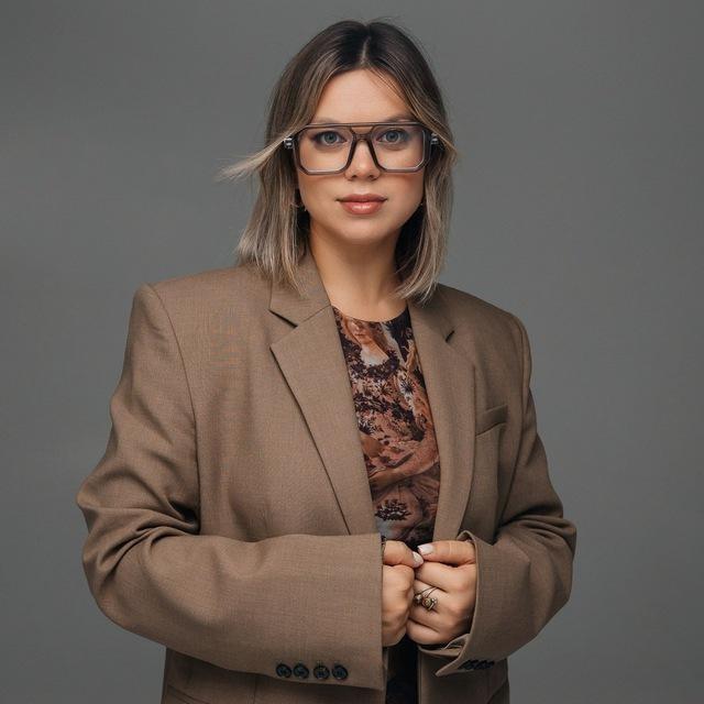 <p>Натали Казак</p>