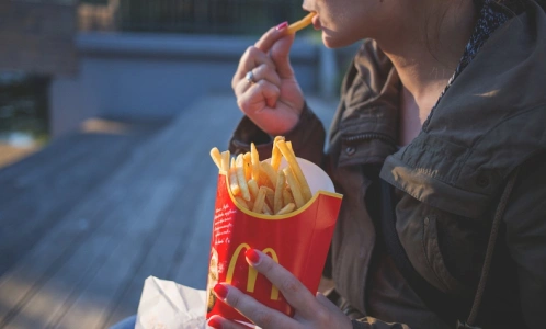 Росстат: Почти половина россиян болеет из-за еды