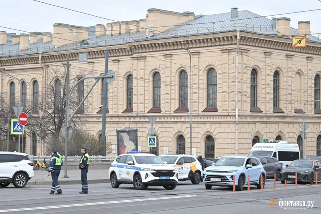 Петербуржцы рассказали о перекрытиях в центре города | Источник: Андрей Бок / FONTANKA.RU