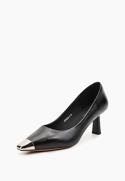 10 самых модных пар обуви на весну-лето 2026 года 10 самых модных пар обуви на весну-лето 2026 года