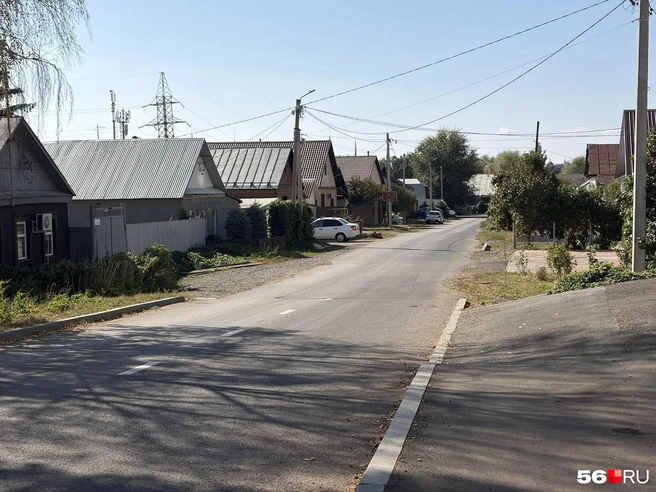 Только днем жители улицы Красной могут отдохнуть от взрывов | Источник: Николай Сальников / 56.RU