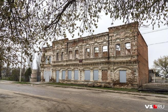 Дубовка славится своей купеческой архитектурой | Источник: Константин Завриков / V1.RU