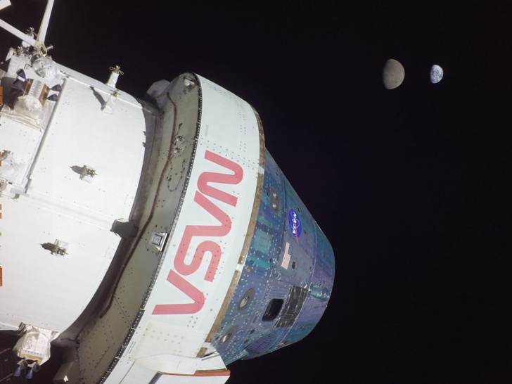 «Орион» побил рекорд расстояния от Земли для космических кораблей