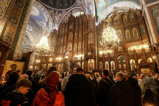 В соборе Александра Невского Божественную литургию совершит митрополит Нижегородский и Арзамасский Георгий | Источник: Наталья Бурухина / NN.RU