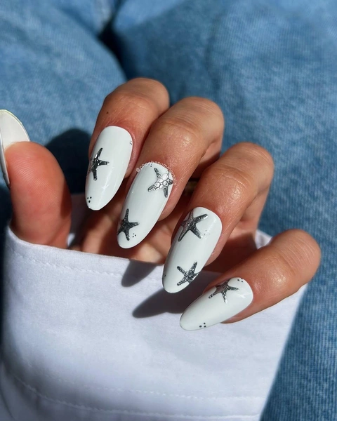 Источник: соцсети phoebesummernails