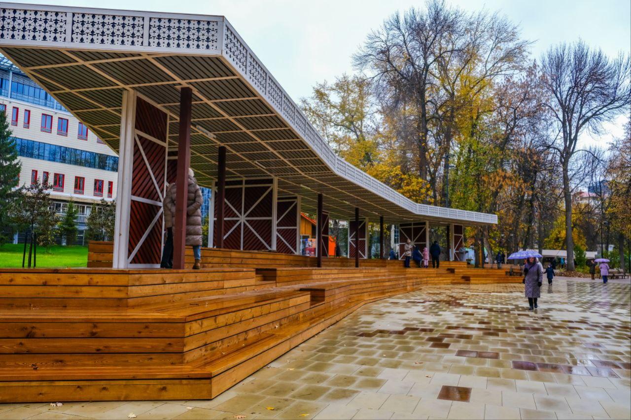 Двое детей в Уфе получат компенсации после падения на качелях