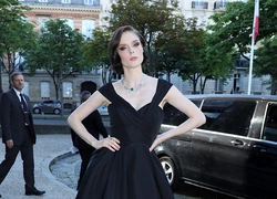 Коко Роша в Париже, 18 июня