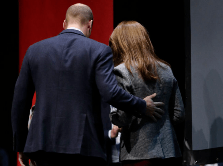 Редкий момент: принц Уильям продемонстрировал чувства к Кейт на публике