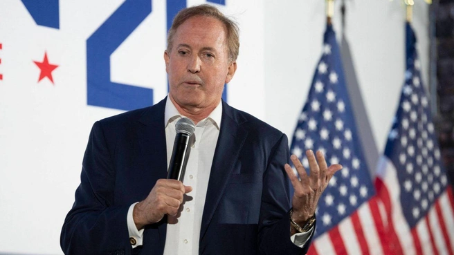 «Но Кен немного скандальный», — сказал Трамп о Пакстоне. | Источник: MEGA