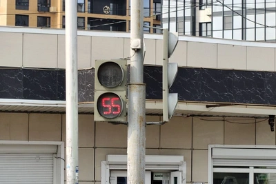 Хабаровск внедряет ИИ в управление светофорами