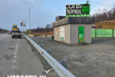 Леера перекрыли проезд к автокафе во Владивостоке и на Де-Фризе