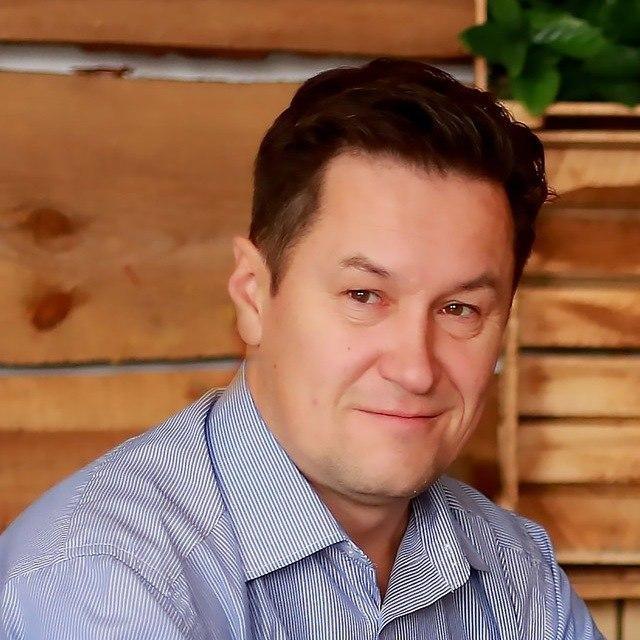 <p>Дмитрий Корнев</p>