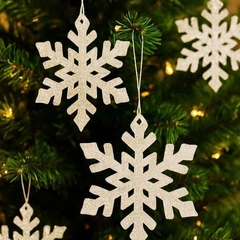 Как вырезать снежинки из бумаги: 50 шаблонов для вырезания