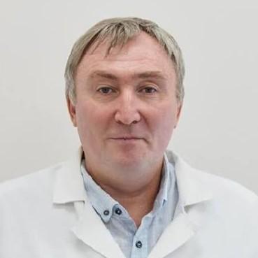 <p><a target="_blank" rel="sponsored" href="https://mrtnsk.ru/staff/travmatologi-ortopedy/dmitriy-viktorovich-zhukov/">Дмитрий Жуков</a></p>