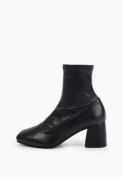 Теплая обувь: выбираем стильную пару на холодный сезон у российских брендов Теплая обувь: выбираем стильную пару на холодный сезон у российских брендов