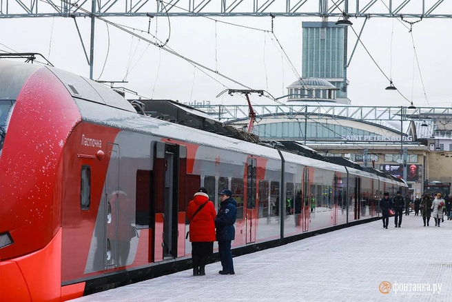 Единый тариф или общий проездной? Как наземное метро уравняет электрички и автобусы | Источник: Сергей Коньков / FONTANKA.RU