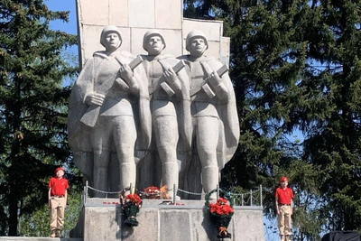 Торжественный митинг к 81-й годовщине Победы прошел в Кузнецке