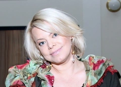 Яна Поплавская показала подросшего внука