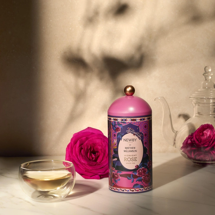«Манящий Восток»: коллаборация Мэтью Уильямсона и Newby Teas | Источник: Newby Teas