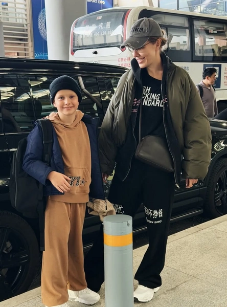 Ксения Собчак с сыном Платоном | Источник: Соцсети