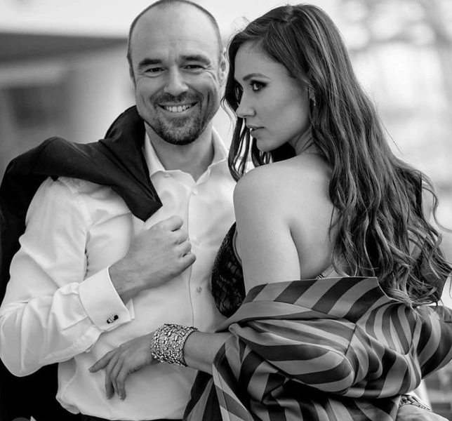 Роман и Елена Товстик