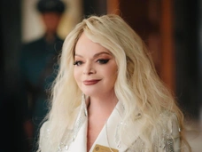 «Третьесортный фастфуд, клиники для наркоманов отменяют сотрудничество»: Лариса Долина о скандале с Полиной Лурье