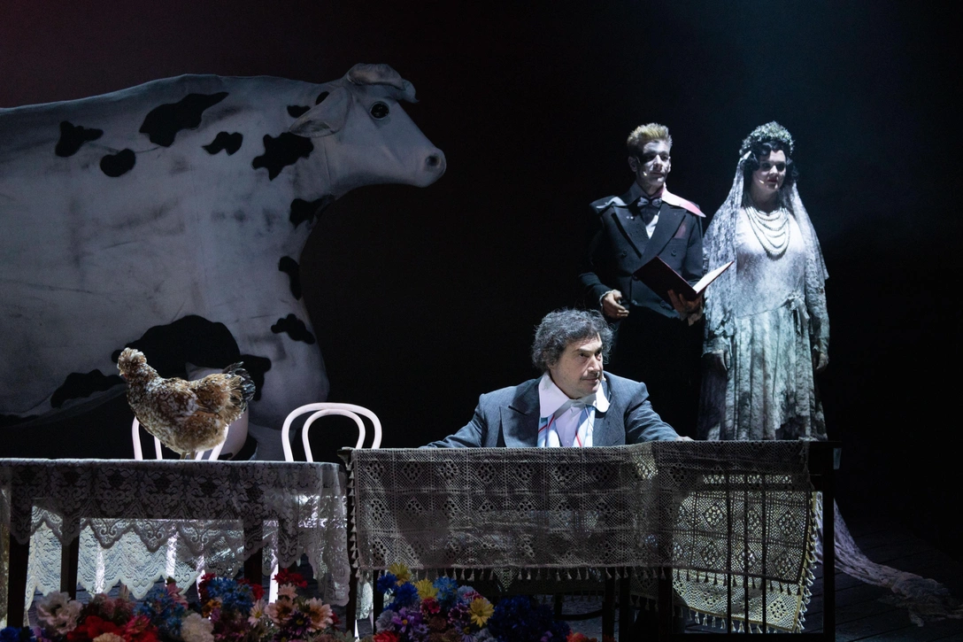 Больше драмы: театр Ермоловой представил премьеру для тех, кто не боится чувствовать | marieclaire.ru