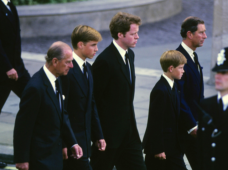 Дедушка Их Высочеств: принц Филипп и его самые теплые отношения с внуками