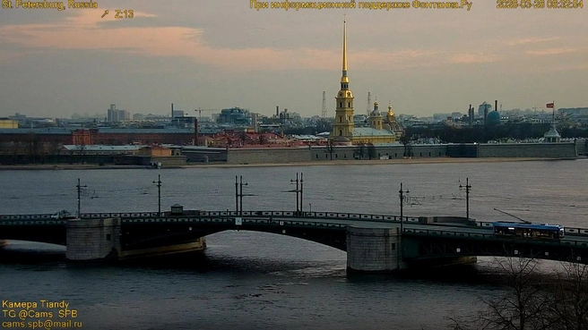 Утро в Петербурге — теплое и розовое. Но прогноз менее приятный | www.fontanka.ru