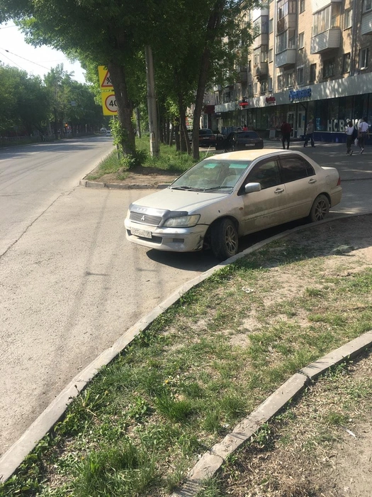 Что делать, если вашу машину заблокировали на парковке — Служба эвакуации 