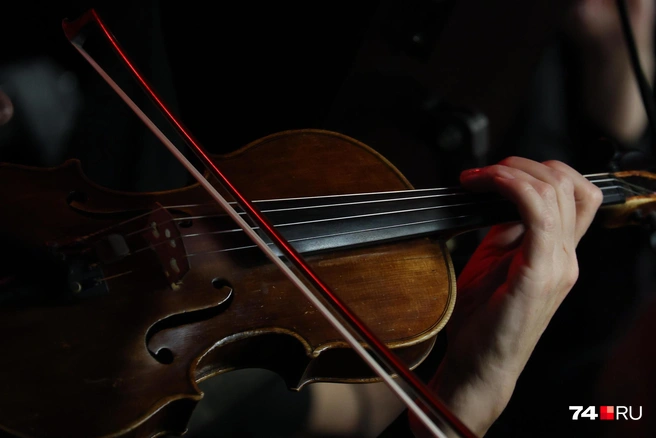 Евгения Зима на скрипке исполнит композиции о женщинах | Источник: Наталья Лапцевич / 74.RU