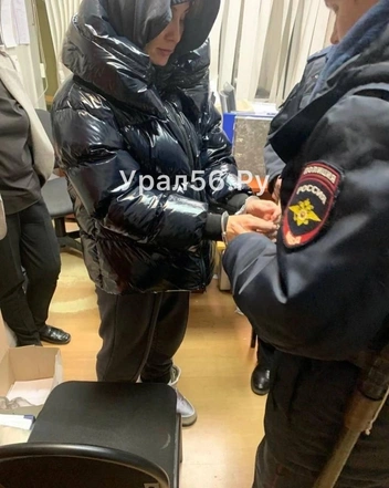 Взятие отпечатков пальца | Источник: Урал56.Ру