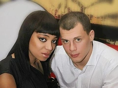 Пока «Дом-2» оплакивает Либерж, ее единственная любовь поднимает тосты за свой успех