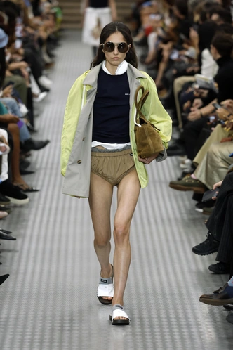 Miu Miu ss25 | Источник: Legion Media