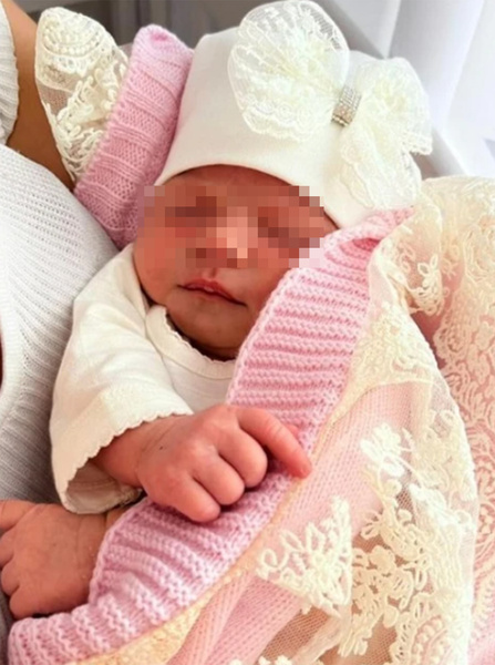 В Новосибирске младенец упал на бетонный пол во время родов: виноватой сделали маму
