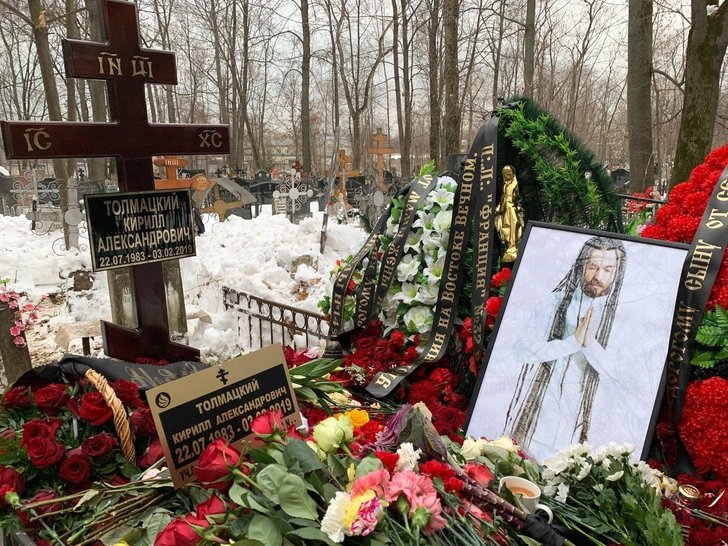«В последний раз, когда я сказал, бери Тони, приезжай, он не очень хорошо высказался в адрес моих детей. Я был в шоке и два года ему не звонил. Наверное, мне надо было позвонить, может быть, не произошло то, что произошло. Моя вина в том, что мне не удалось наладить с ним полноценное общение», — заключил папа рэпера