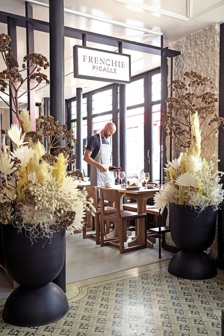 Frenchie Pigalle: новый ресторан по проекту Доротеи Мейлихзон