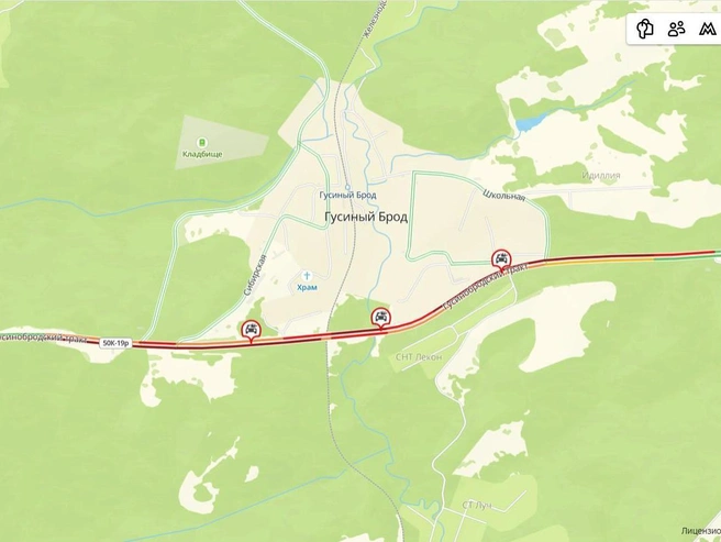 Водители предупреждают о препятствии на дороге | Источник: Данные картографического сервиса