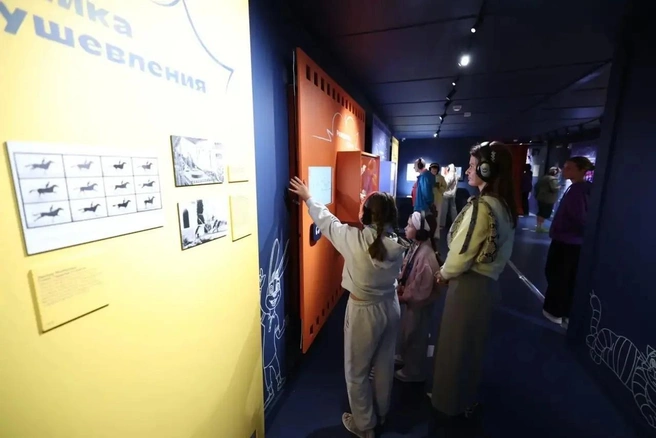Выставка рассчитана и на детей, и на взрослых | Источник: пресс-служба губернатора Челябинской области