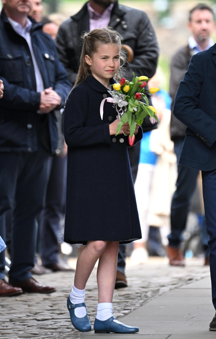 Принцессами рождаются: что носит юная наследница трона Великобритании — дочь Кейт Миддлтон, Шарлотта?