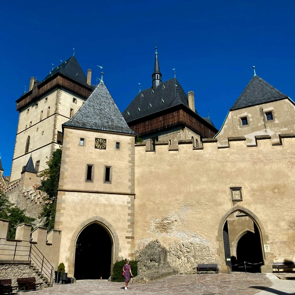 Замок Карлштейн, Чехия, 1348–1365, арх. Матьё Аррасский, Йосеф Моцкер.