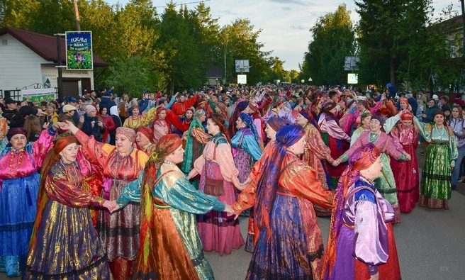 Концерты, игры и ярмарка. В Ижме пройдет XIX народный праздник «Луд» | Источник: ЛУД — традиционный праздник коми-ижемцев / vk.com