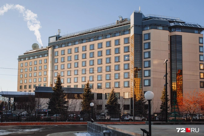 Юрлицо отеля Hilton в Тюмени получила чистую прибыль в 169,5 миллиона рублей за 2024 год | Источник: Ирина Шарова / 72.RU