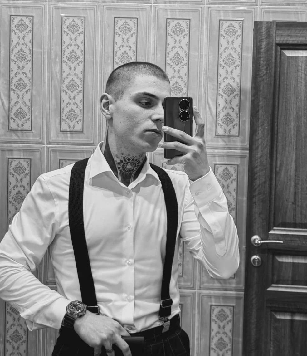 Сейчас Аркадий следит за питанием | Источник: личный архив Аркадия Мамджяна