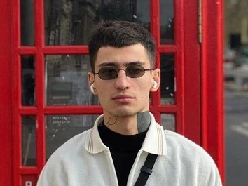 Неадекватного Матранга сдали тайской полиции: «Меня в Москву везут. Ничего не говорят»