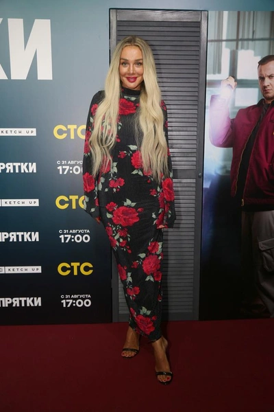 Анна Седокова | www.starhit.ru