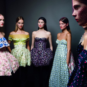 Выставка Dior Couture открывается в Москве
