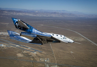 Virgin Galactic провела испытание в воздухе туристического космического корабля