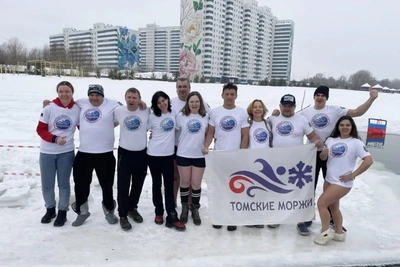 Томские моржи преодолели 13.5 км в ледяной воде